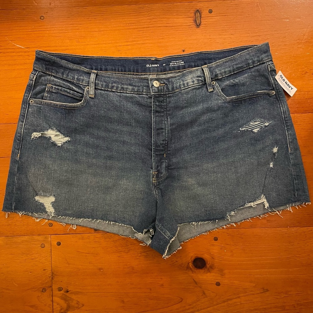 Old Navy Sky-Hi A-Line Higher High Rise Secret Smooth Pockets Cut Off Jean Short